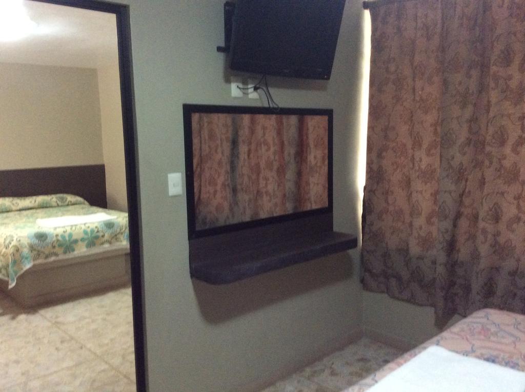 Hotel Juros カテマコ 部屋 写真